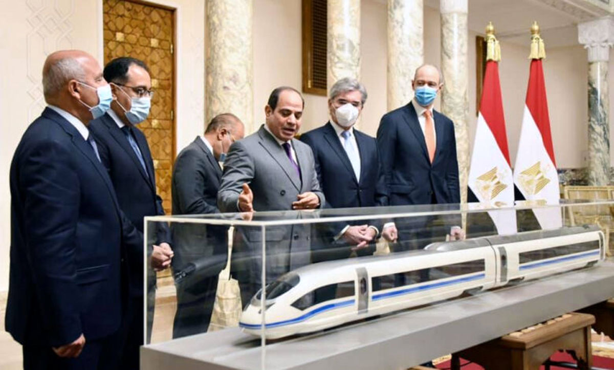 وام ۲۵۰ میلیون دلاری دو شرکت چینی به مصر برای پروژه قطار برقی