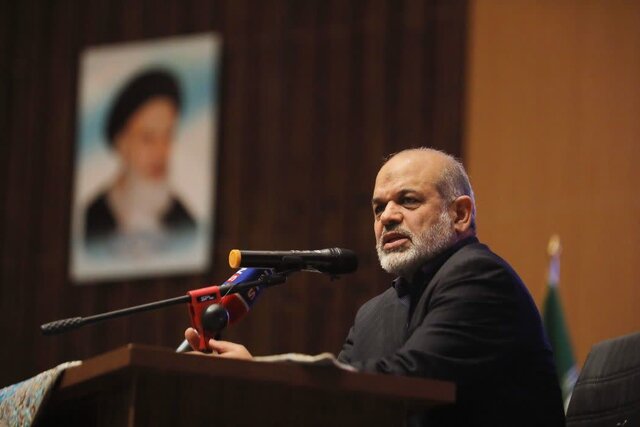 وحیدی: استانداران، امکانات استان را عادلانه و مساوی در اختیار داوطلبان انتخابات قرار دهند