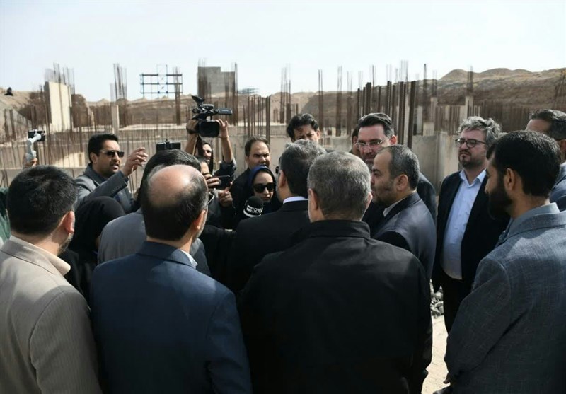 وزیر فرهنگ: مصوبهای برای کمک به پروژه تالار بزرگ بیرجند دریافت خواهیم کرد