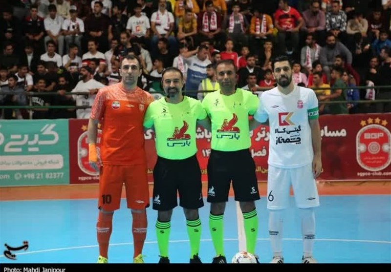 پیروزی قاطع گیتی در حساسترین دیدار فصل/ صدرنشینی شاگردان کشاورز در پایان نیم فصل نخست + تصویر