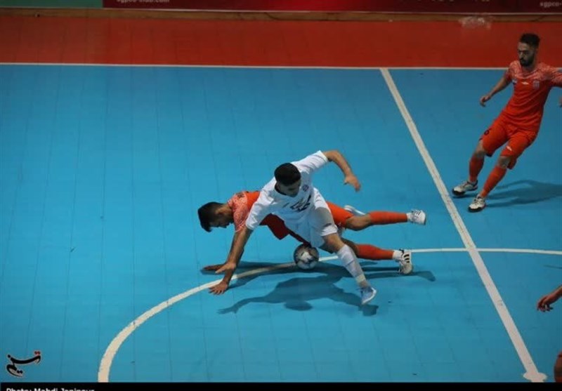 پیروزی قاطع گیتی در حساسترین دیدار فصل/ صدرنشینی شاگردان کشاورز در پایان نیم فصل نخست + تصویر