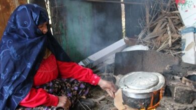 چالشهای مردم غزه برای تامین غذا و گرم کردن کودکان