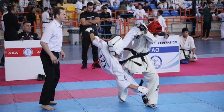 کاراتهکاران استان مرکزی قهرمان کشور شدند