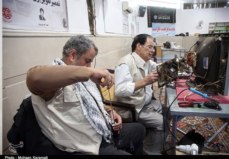 کاروان جهادی خدمترسانی بسیج اصناف قم به مردم مناطق کم برخوردار