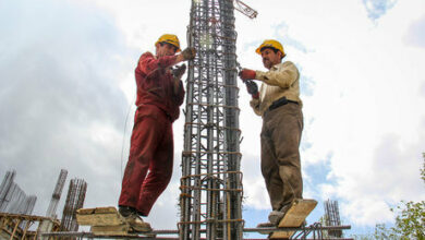 کارگران ساختمانی برای بیمه ثبتنام کنند