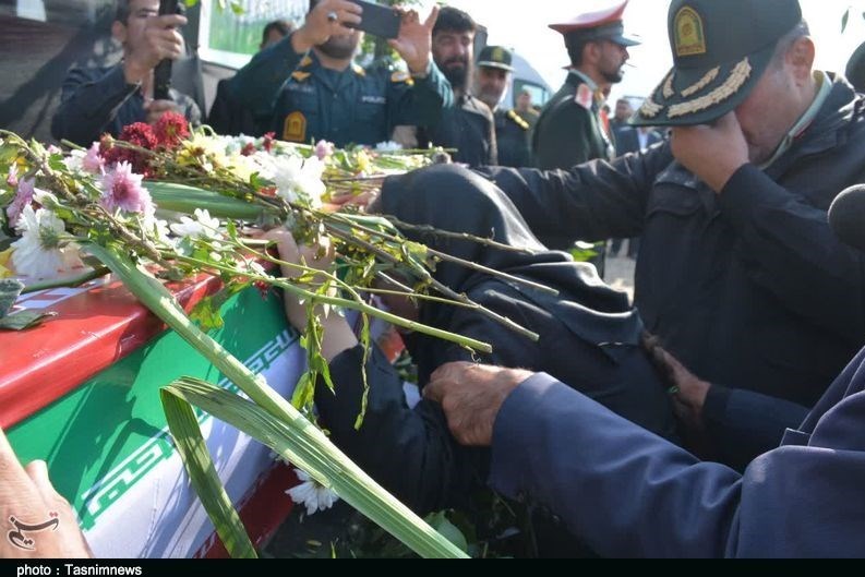 کردستانیها در سالروز شهادت حضرت زهرا (س) ۴ شهید گمنام را تشییع میکنند