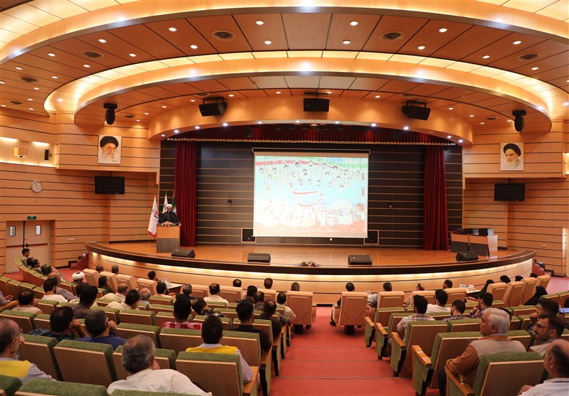 گرامیداشت شهدای صنعت هستهای در نیروگاه اتمی بوشهر+تصویر