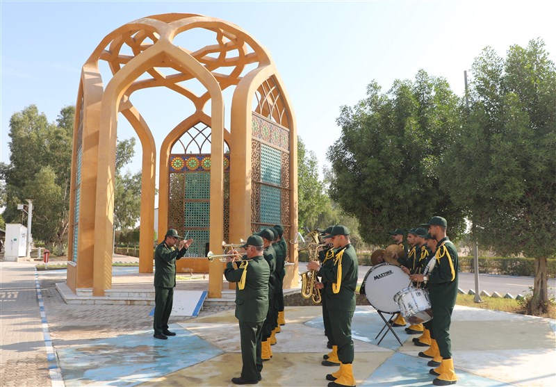 گرامیداشت شهدای صنعت هستهای در نیروگاه اتمی بوشهر+تصویر