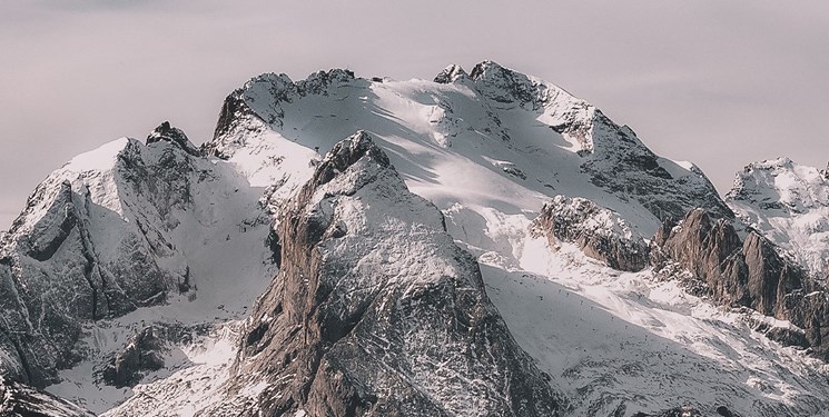 یخبندان در بام ایران و بارش برف در ارتفاعات برخی استانها