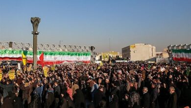 آیین گرامیداشت حماسه ۹ دی دقایقی پیش در میدان امام حسین(ع) آغاز شد