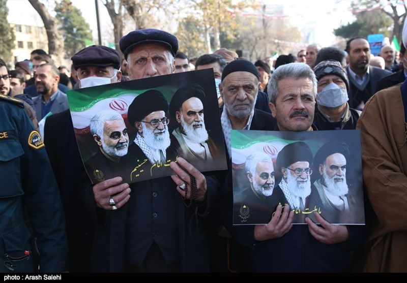 اجتماع مردم انقلابی و همیشه در صحنه قزوین در سالروز یوم الله 9 دی