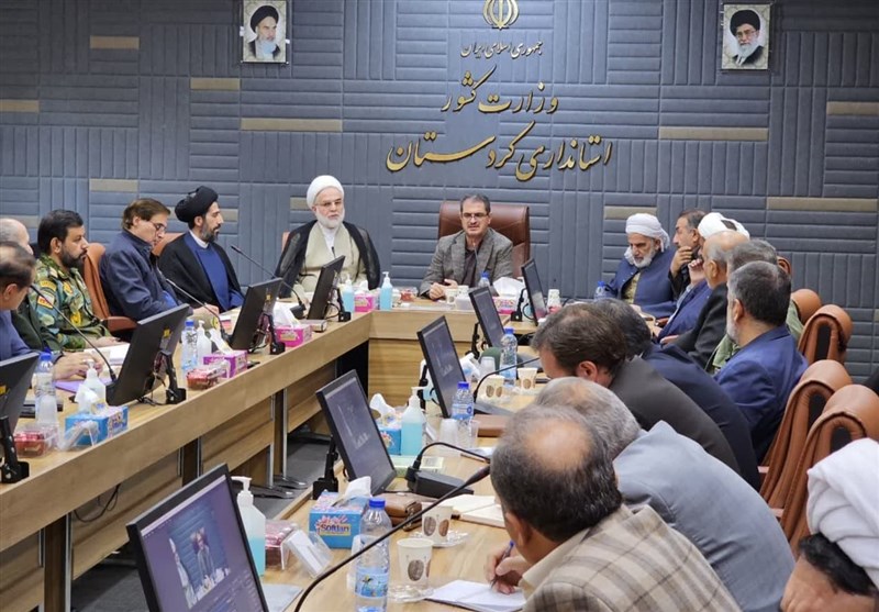 استاندار کردستان: با هر گونه ارتشاء و فساد اداری برخورد شود