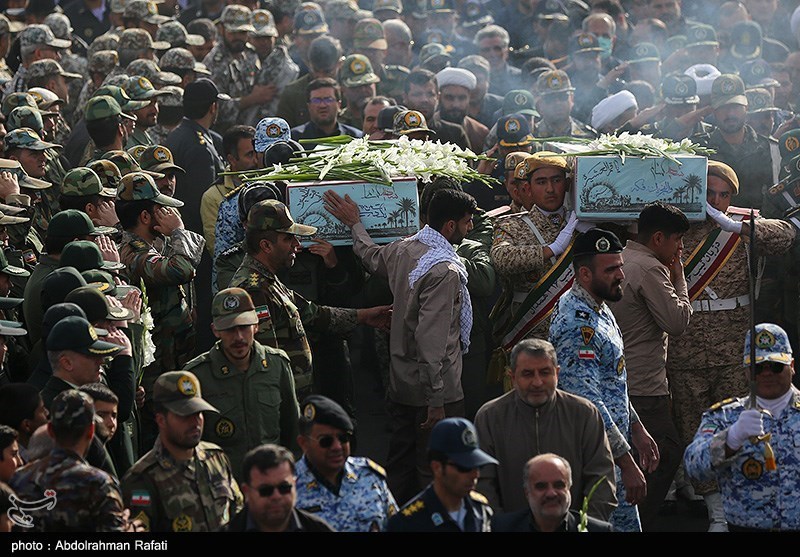 استقبال از کاروان شهدای گمنام در شهرستانها و روستاهای همدان + تصاویر