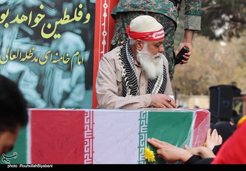 استقبال باشکوه کاشانیها از ۱۲ شهید گمنام + تصاویر