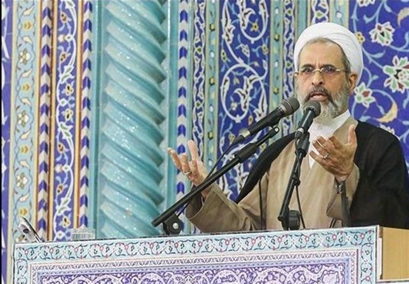 امام جمعه قم: روز 9 دی اراده الهی از آستین ملت ایران بیرون آمد