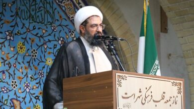 امام جمعه همدان: وزارتخانهها اختیارات بیشتری به استانها بدهند