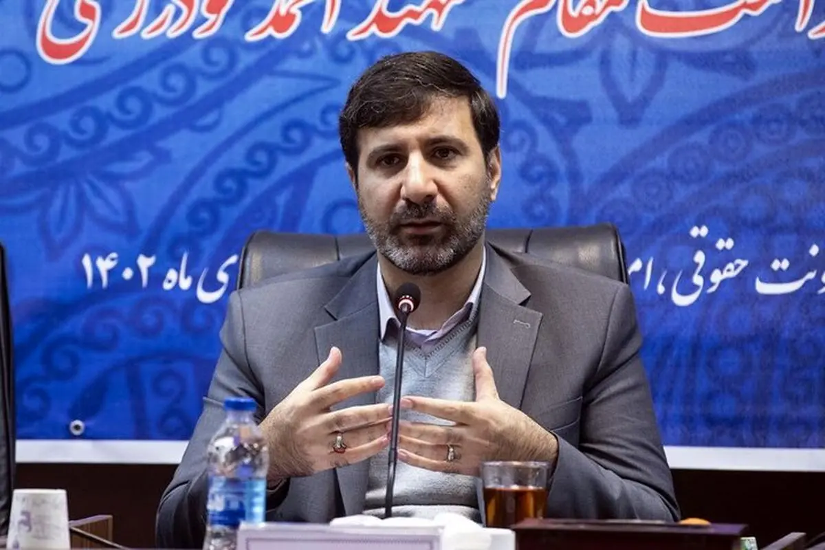 امکانات عمومی باید به صورت عادلانه در اختیار نامزدها قرار گیرد