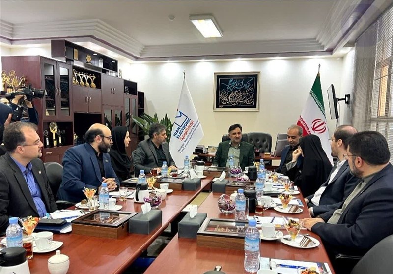 بازدید معاون علمی رئیس جمهور از شرکتهای دانش بنیان شهرک صنعتی توس