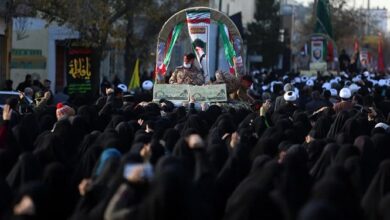 برای ما حمدی بخوانید که شما زندهاید و ما مُرده!