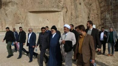 برداشتهای خارج از عُرف آبهای زیرزمینی در مرودشت/ چرا زمین در "نقش رستم" فرونشست کرد؟