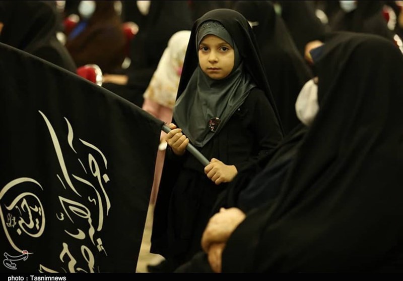 برگزاری همایش بانوان کرمانشاهی برای حمایت از زنان و کودکان غزه/ وداع با شهدای گمنام