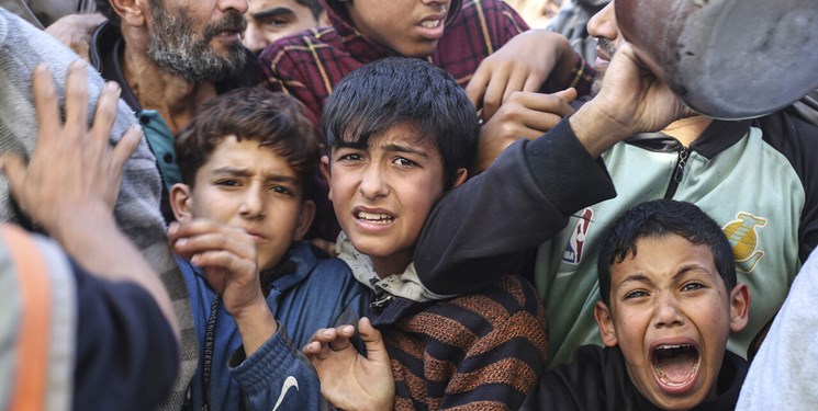 بیش از نیم میلیون نفر در غزه بر اثر جنگ گرسنگی میکشند