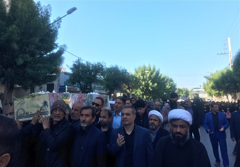 تشییع باشکوه شهدای گمنام در بوشهر/ تجدید میثاق بوشهریها با خوشنامان وطن از کنار خلیج فارس + فیلم و تصاویر