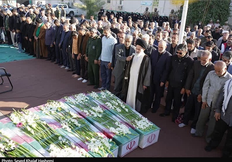 تشییع باشکوه شهدای گمنام در بوشهر/ تجدید میثاق بوشهریها با خوشنامان وطن از کنار خلیج فارس + فیلم و تصاویر