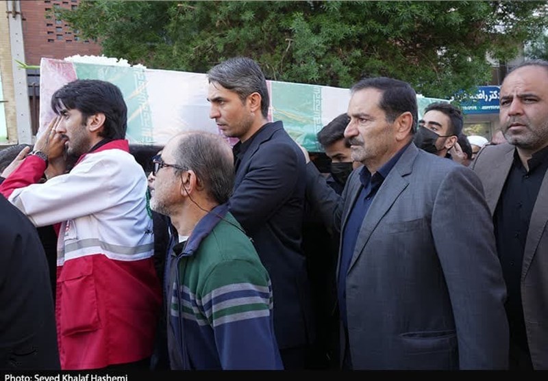 تشییع باشکوه شهدای گمنام در بوشهر/ تجدید میثاق بوشهریها با خوشنامان وطن از کنار خلیج فارس + فیلم و تصاویر