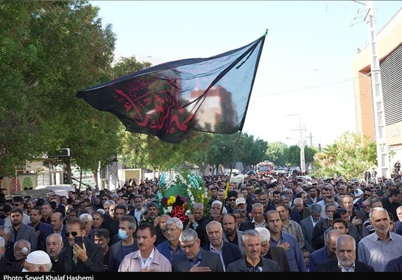تشییع باشکوه شهدای گمنام در بوشهر/ تجدید میثاق بوشهریها با خوشنامان وطن از کنار خلیج فارس + فیلم و تصاویر