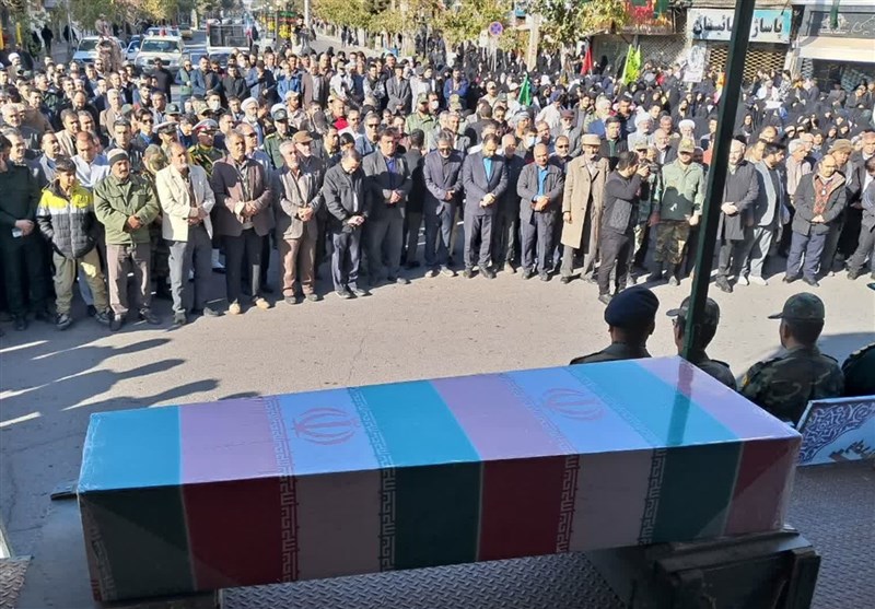 تشییع پیکر مطهر شهید گمنام دفاع مقدس در تربت جام +تصاویر