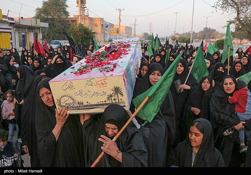 تشییع پیکرهای مطهر ۷ شهید گمنام در قم + فیلم