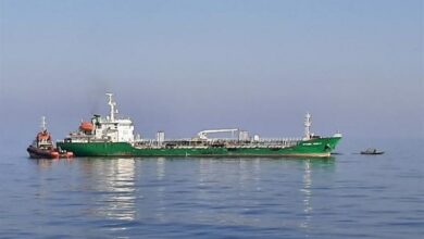 تصاویر توقیف ۲ کشتی خارجی حامل میلیونها لیتر سوخت قاچاق در خلیج فارس + فیلم