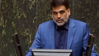 توسلی: کاهش ۴۲ درصدی شکاف درآمدها و هزینهها نکته مثبت لایحه بودجه است