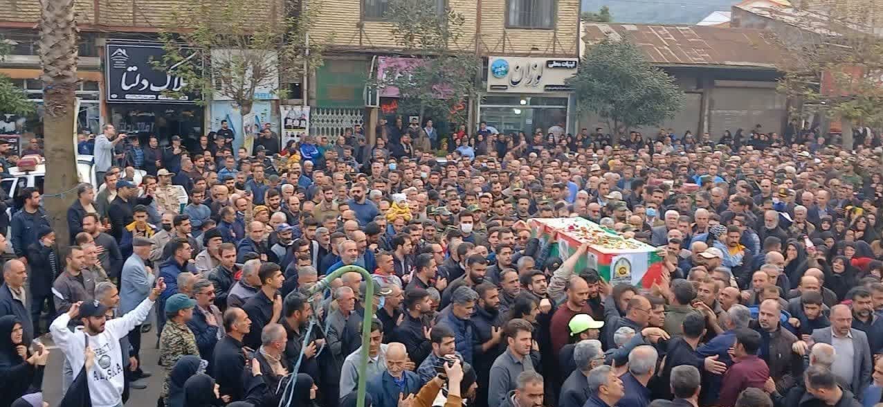 حزن و اندوه گیلانیها در تشییع شهید حمله تروریستی راسک + فیلم و تصاویر