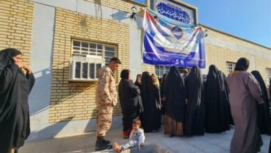 خدمترسانی یک گروه جهادی به مردم مناطق محروم حمیدیه + تصویر