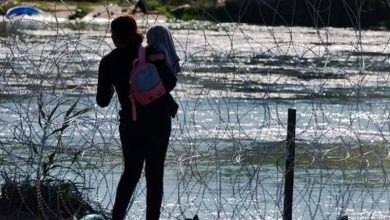 دادگاهی در آمریکا دولت را از تخریب سیمهای خاردار در مرز مکزیک منع کرد