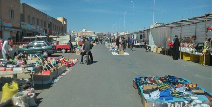 دستفروشان پایانه مرزی مهران ساماندهی میشوند