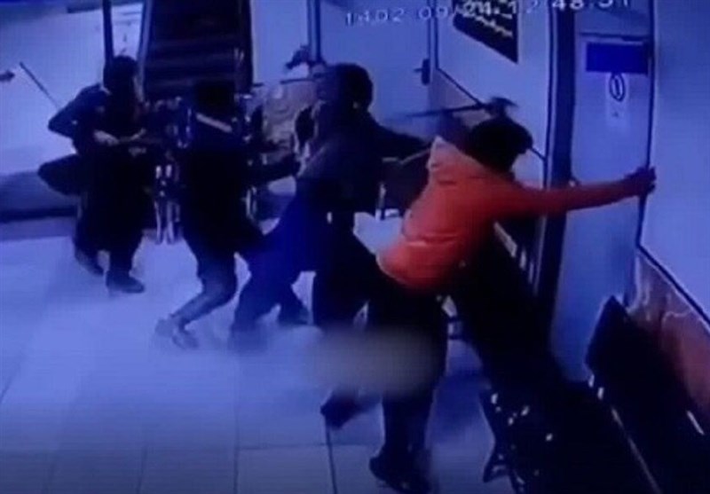 دستگیری ۴ نفر از عوامل حمله به یک درمانگاه در مشهد