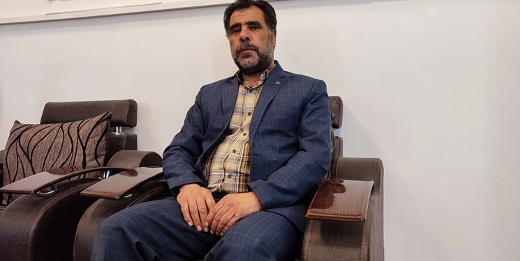 دوشکاچی دفاع مقدس خودش را با جوانان امروز مقایسه میکند