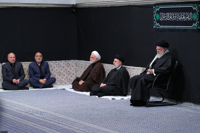 دومین شب مراسم عزاداری حضرت فاطمه زهرا(س) با حضور رهبر انقلاب