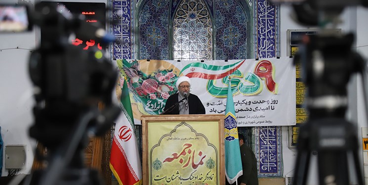 رئیس مجمع تشخیص مصلحت نظام: انسانهای با بصیرت در فتنهها سر وقت و درست تصمیم میگیرند