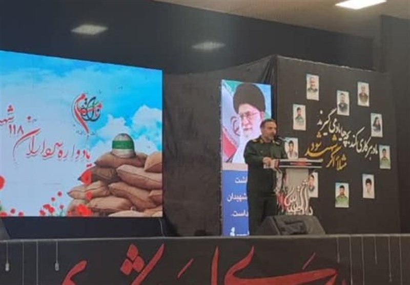 راهاندازی 100 قرارگاه محرومیتزدایی در کشور/ یادواره 118 شهید شهرستان دیر برگزار شد + تصاویر