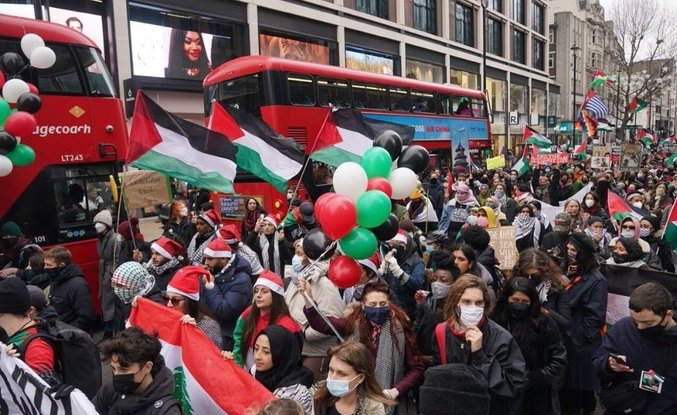راهپیمایی در برلین در حمایت از فلسطین و انزجار از تلآویو