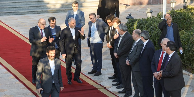 رسانههای عربی: ایران با حضور اقتصادی در سوریه به متحد قوی دمشق تبدیل میشود