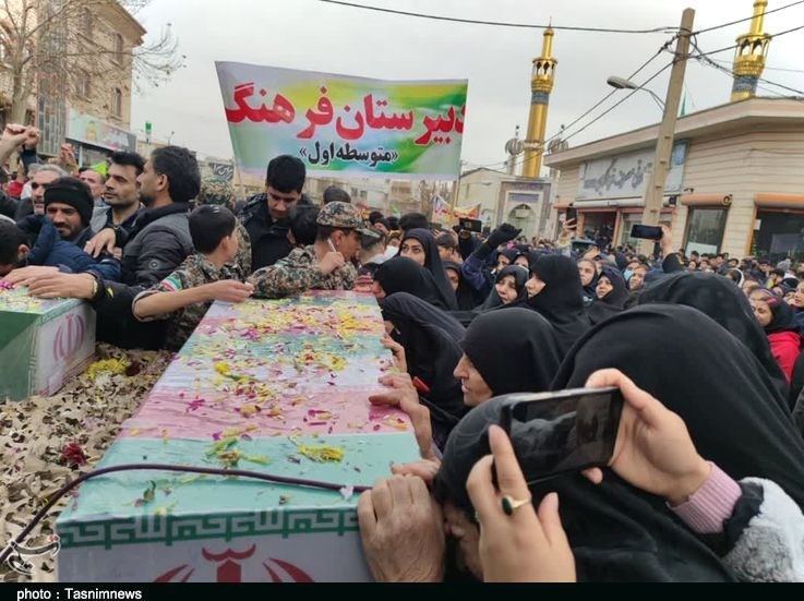 سرداران بیپلاک در دورود/ لرستان از بوی پیراهنهای بینشان گلستان شد + فیلم و تصاویر