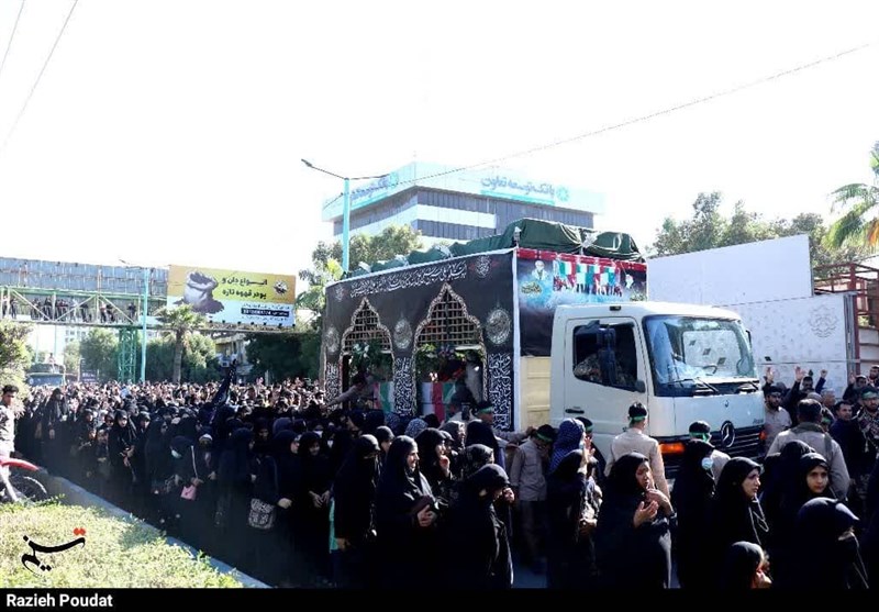 سلام هرمزگان بر قهرمانان خوشنام وطن/ عطر لالههای گلگون در هرمزگان پیچید + فیلم و تصاویر