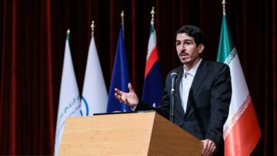 شریعتی در دانشگاه علامه: باید با حفظ قیمتهای فعلی، توزیع بنزین عادلانه شود