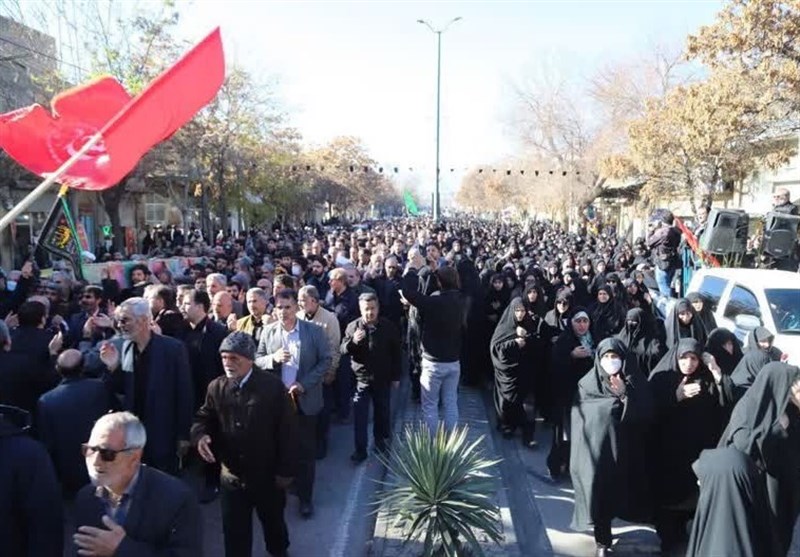 شور فاطمی همدانیها در تشییع شهدای گمنام/ تشییع شهید گمنام در بزرگترین غار آبی جهان + تصاویر و فیلم