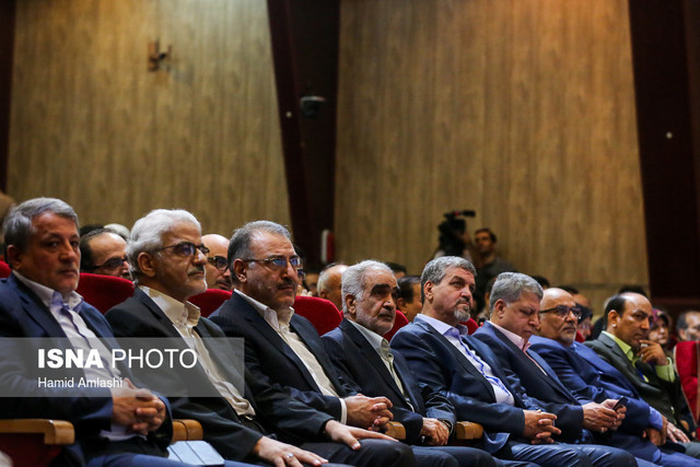 عزم حامیان روحانی و بلاتکلیفی اصلاحطلبان